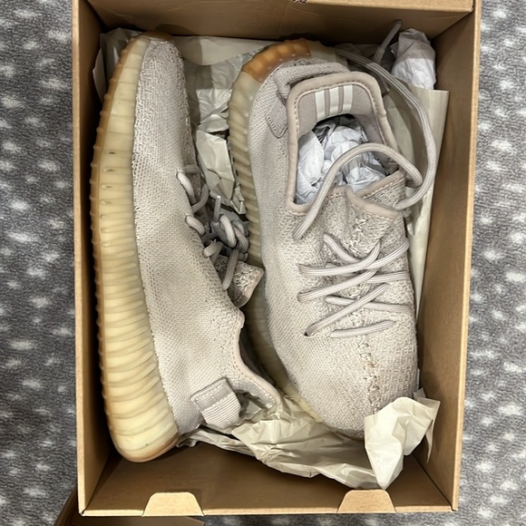 Adidas YEEZY boost 350 v 2 in Sesame - Picture 2 of 6